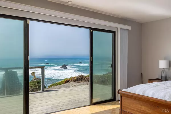 Bodega Bay, CA 94923,6175 Highway 1