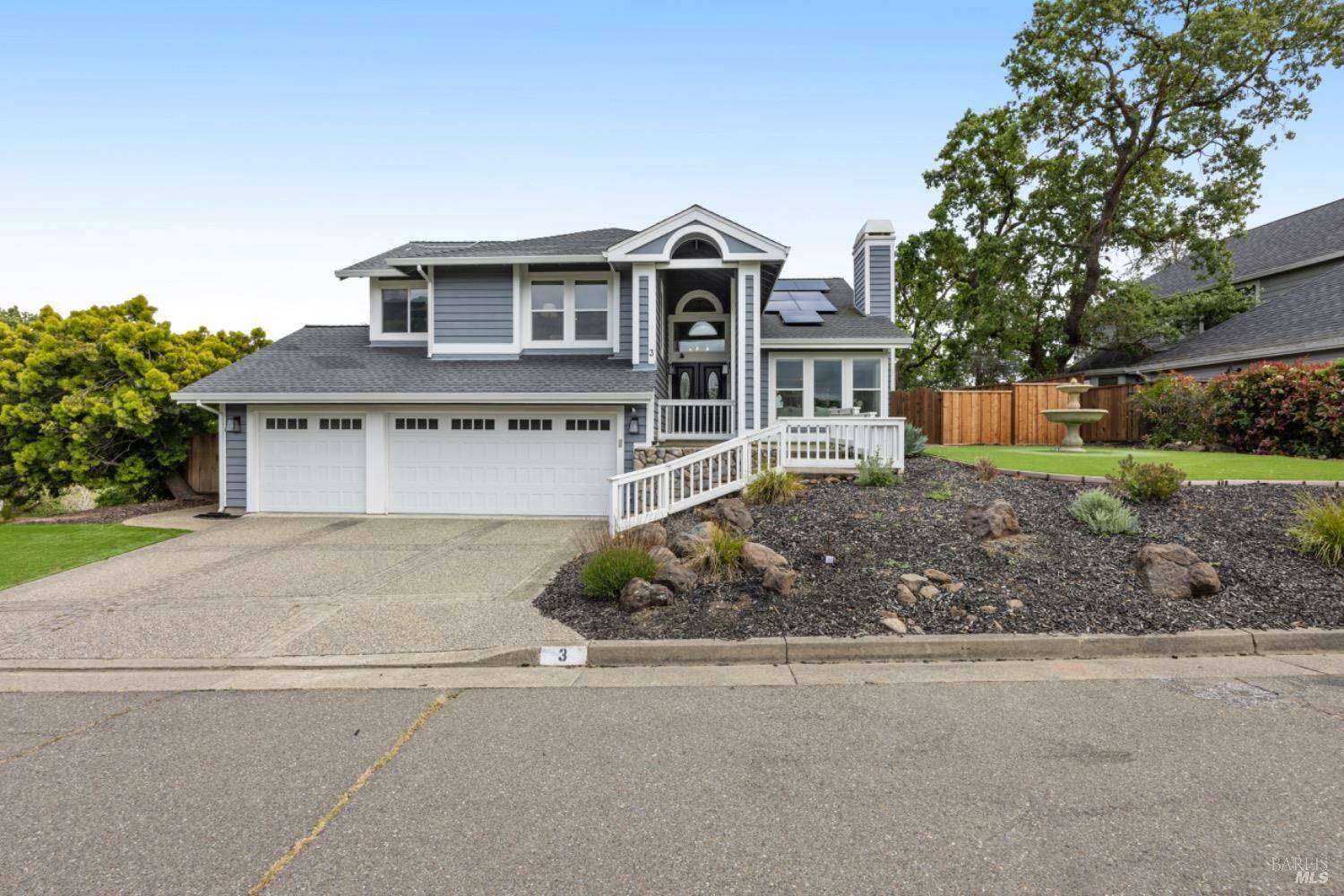 3 Woodgate PL, Novato, CA 94945