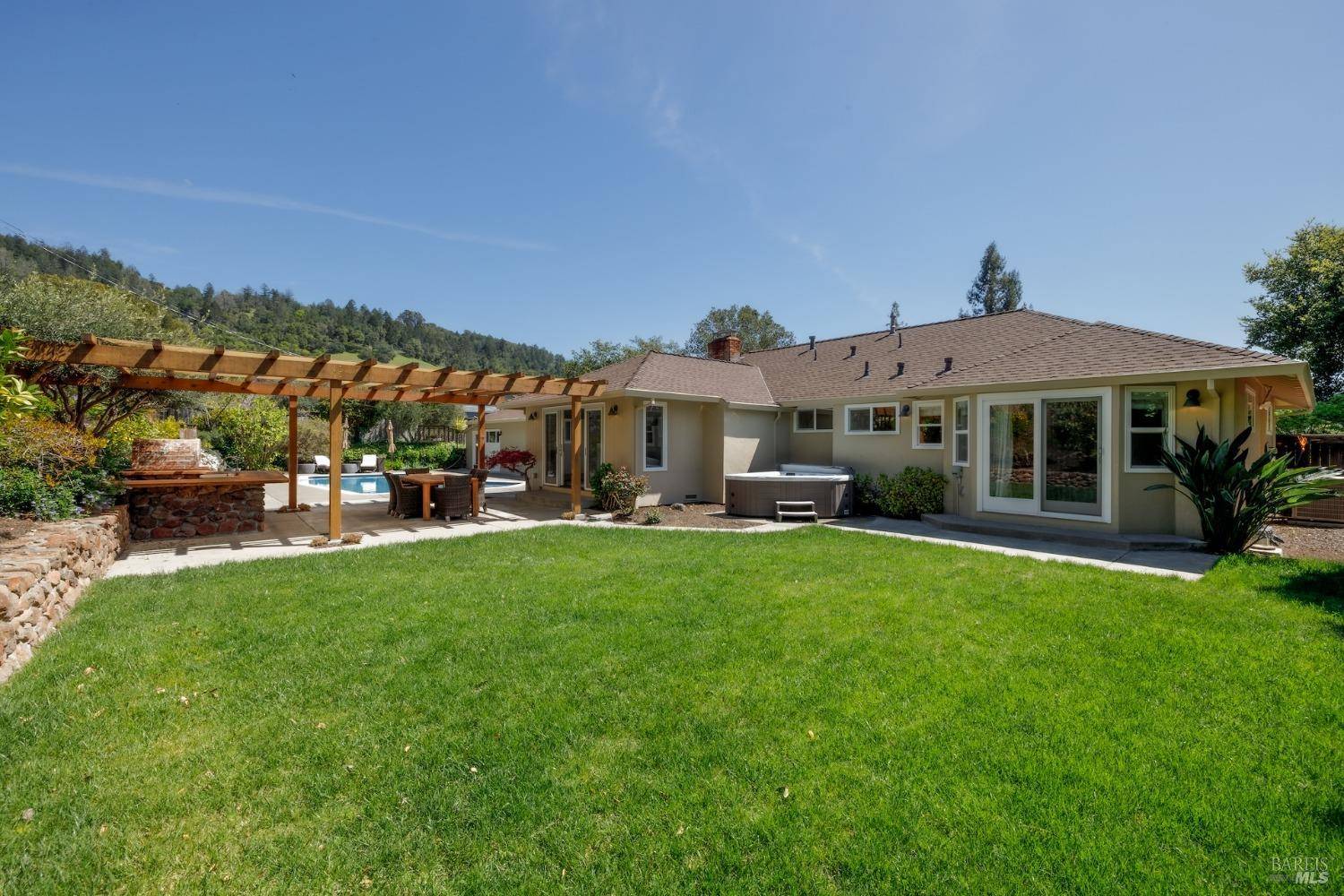 4779 Ponderosa DR, Santa Rosa, CA 95404