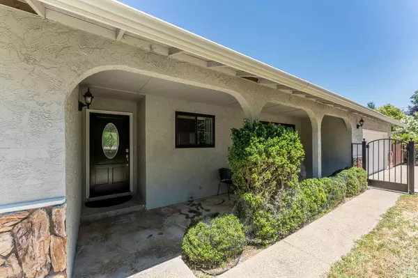 Ukiah, CA 95482,800 Riverside DR