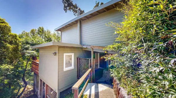 295 Scenic RD, Fairfax, CA 94930