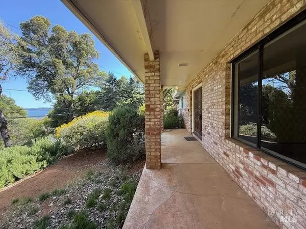 2475 Eastlake DR, Kelseyville, CA 95451