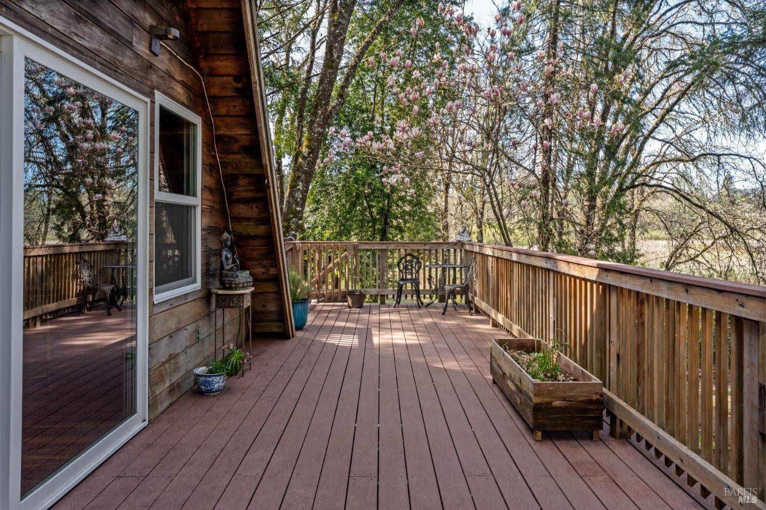 Laytonville, CA 95454,1471 Lakeside DR