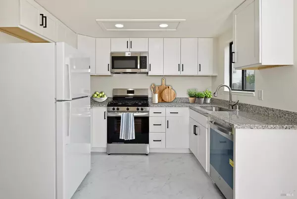 Calistoga, CA 94515,1422 N Oak ST