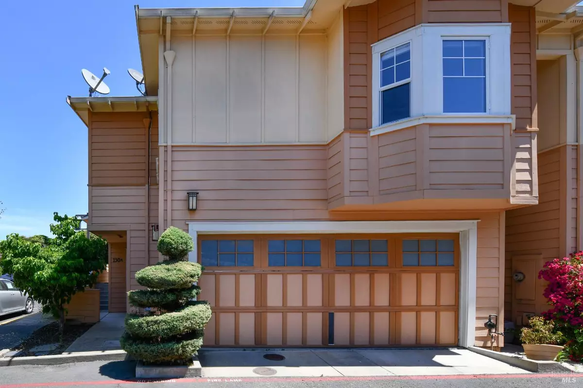 Napa, CA 94558,130 Valley Oak DR