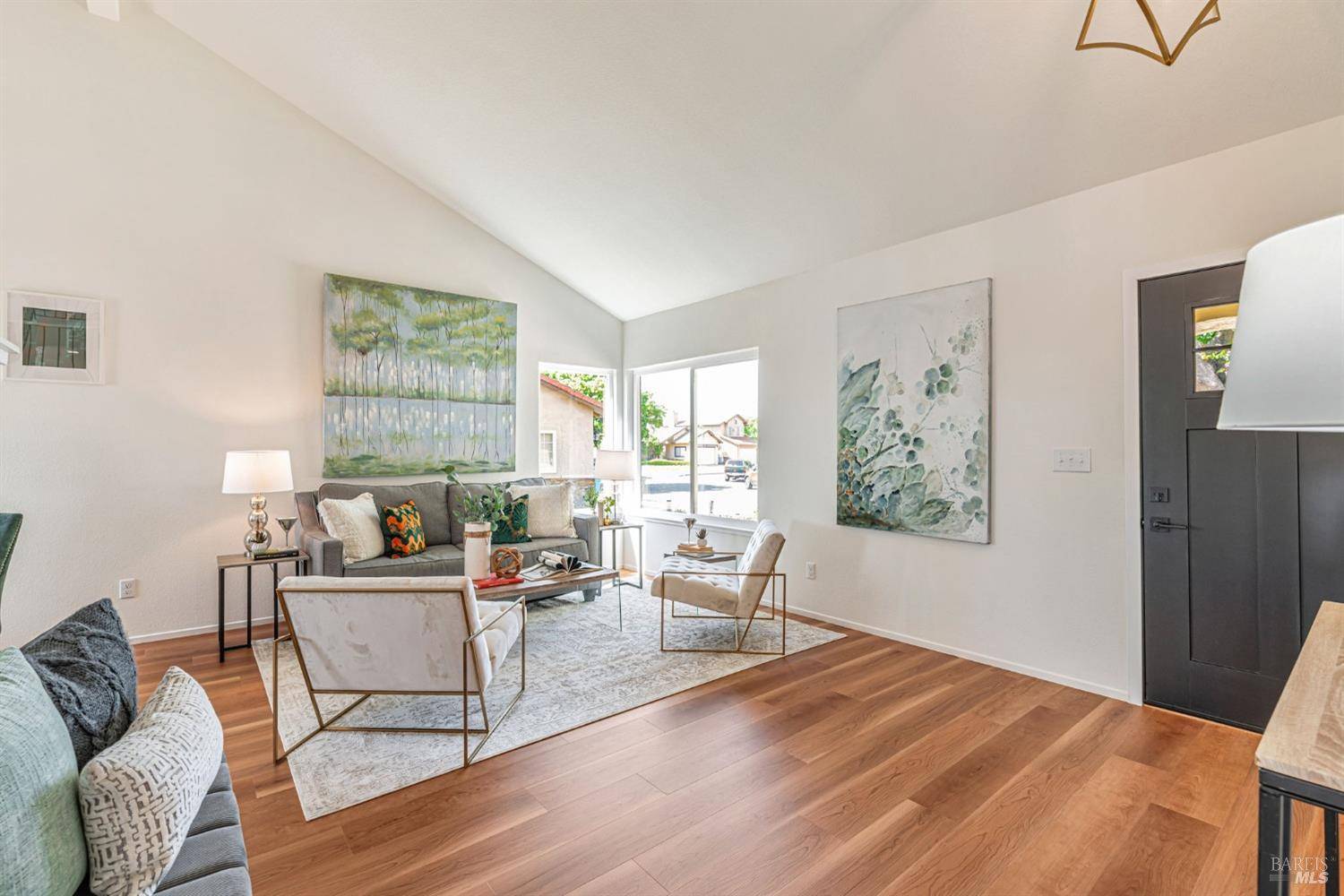 Vallejo, CA 94589,141 Albatrosse WAY