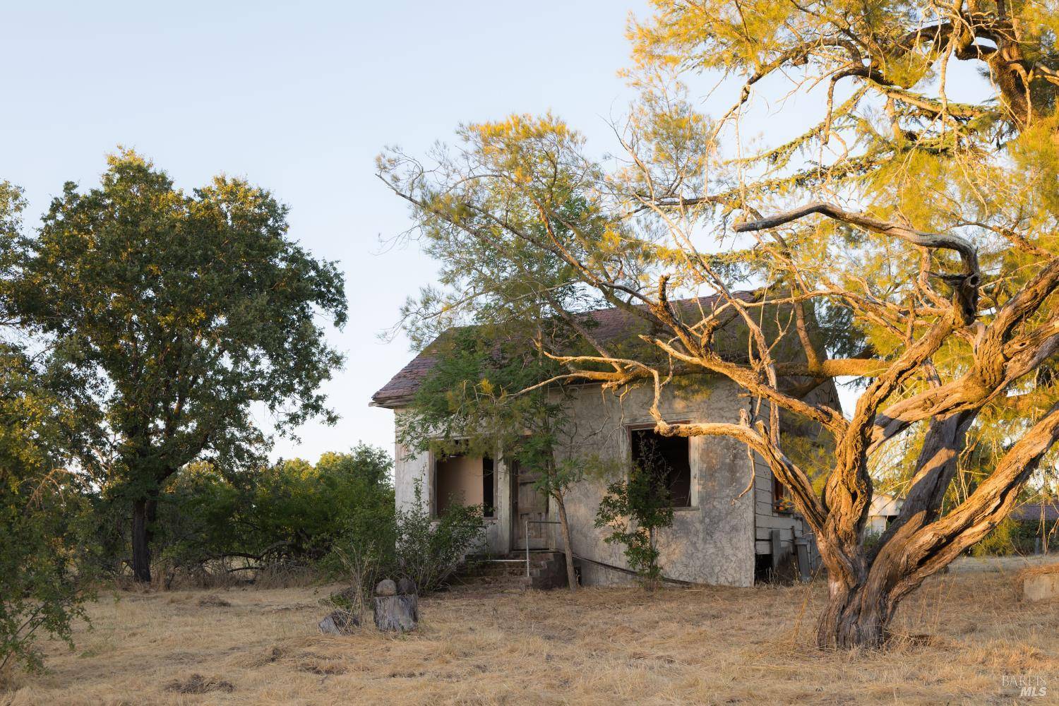 Santa Rosa, CA 95401,2220 Oakwild LN