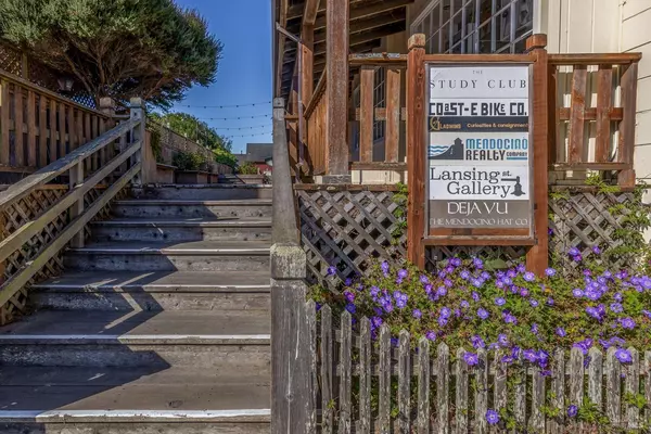 Mendocino, CA 95460,10470 Lansing ST