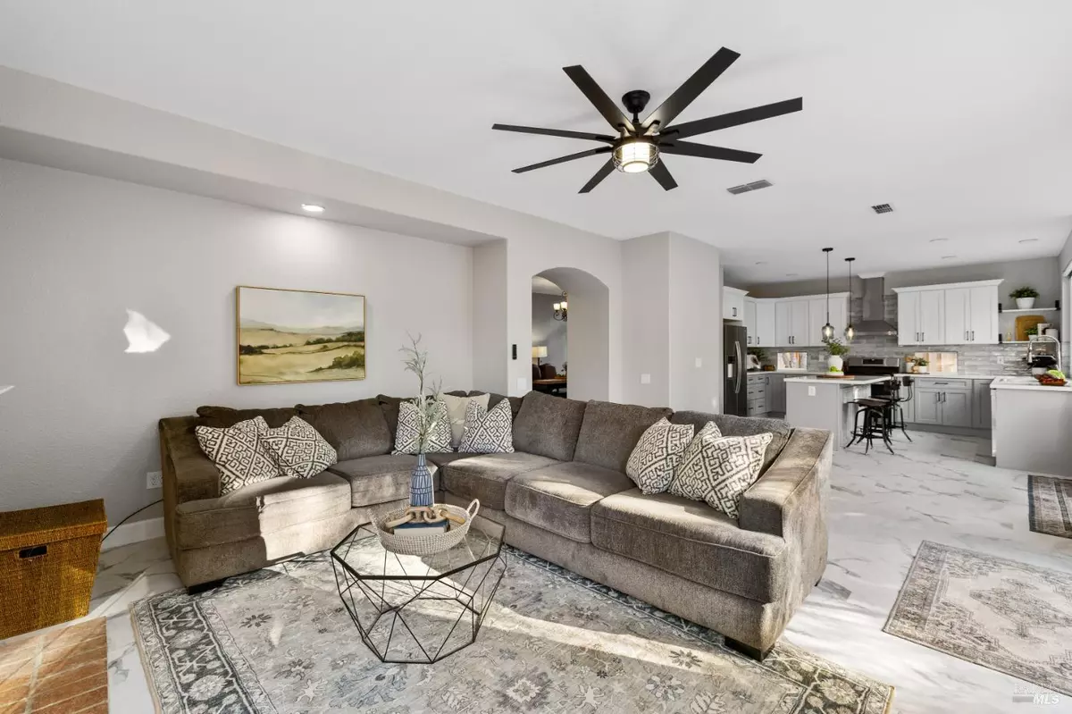 Vacaville, CA 95688,603 Canyon Oak CT