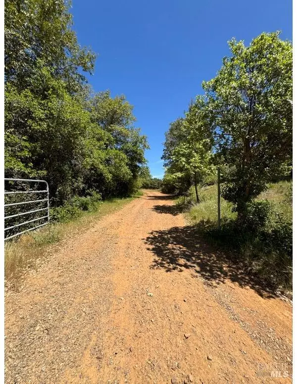 Cloverdale, CA 95425,35150 Pine Mountain RD