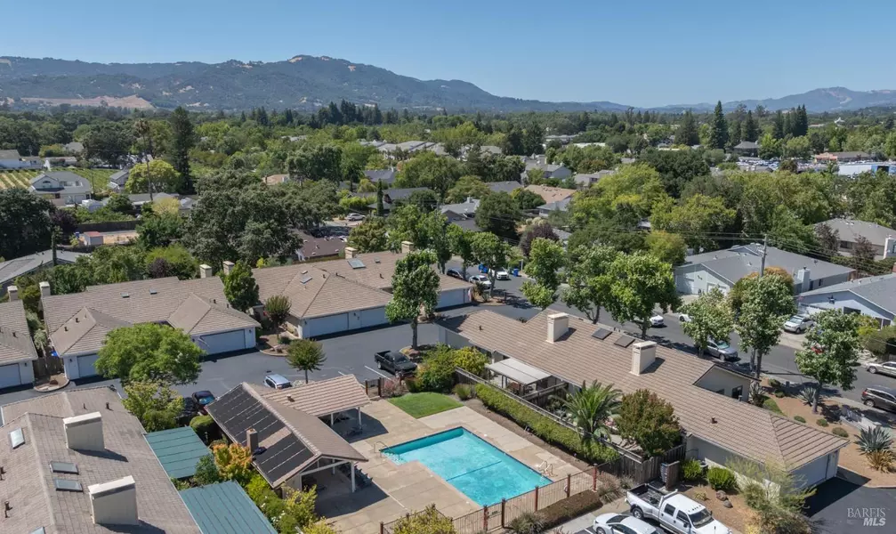 539 Curtin LN, Sonoma, CA 95476