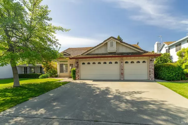 124 Lighthouse WAY, Vacaville, CA 95688