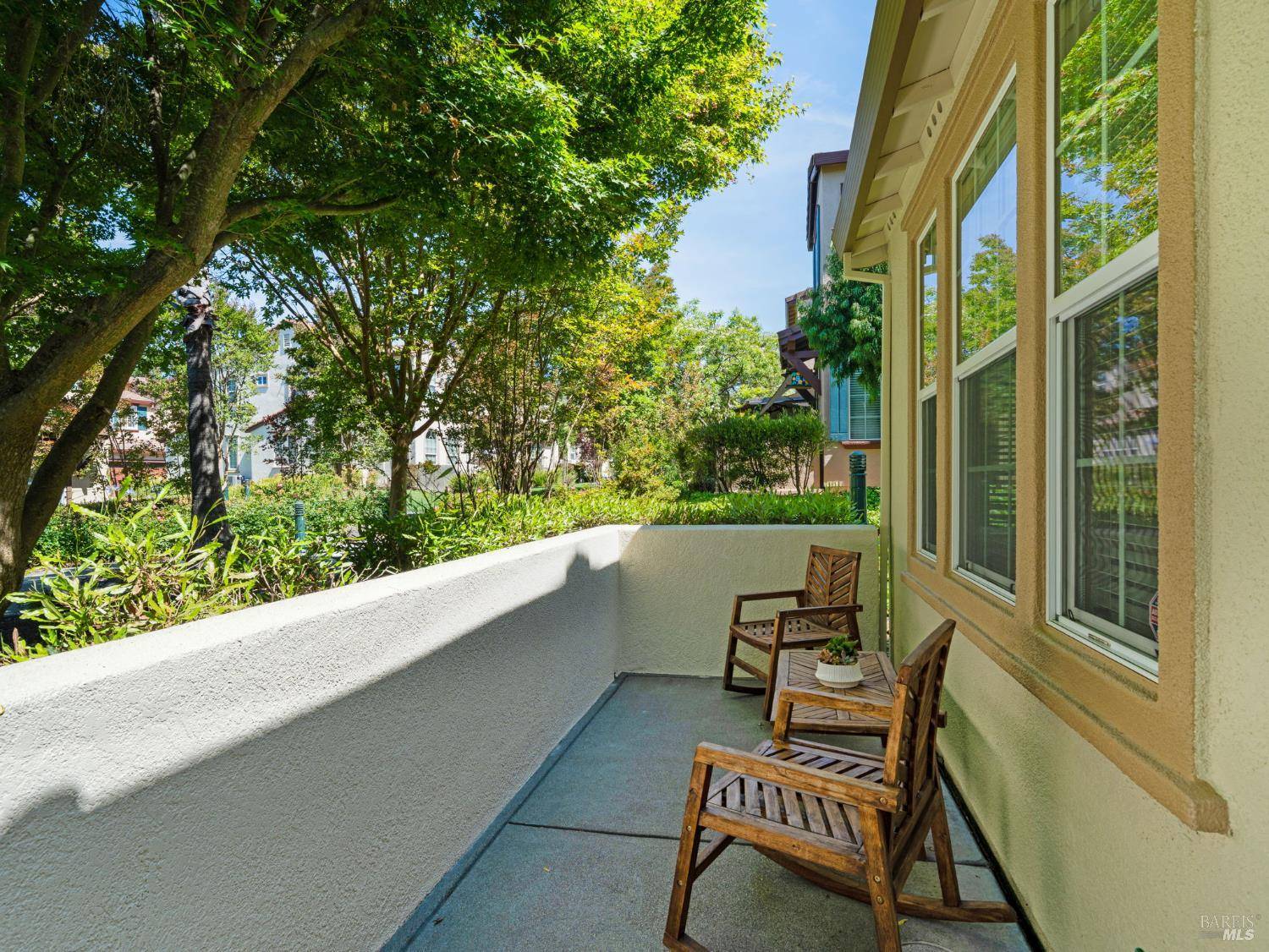 Santa Rosa, CA 95404,2342 Bell Flower LN