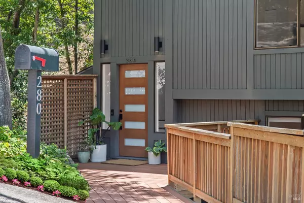 San Anselmo, CA 94960,280 Oakcrest RD