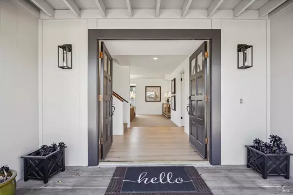 Tiburon, CA 94920,118 Saint Thomas WAY