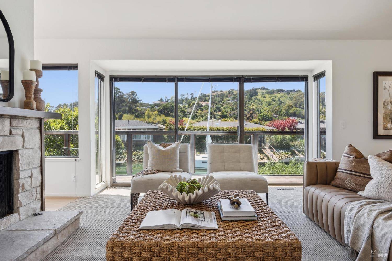 Tiburon, CA 94920,118 Saint Thomas WAY
