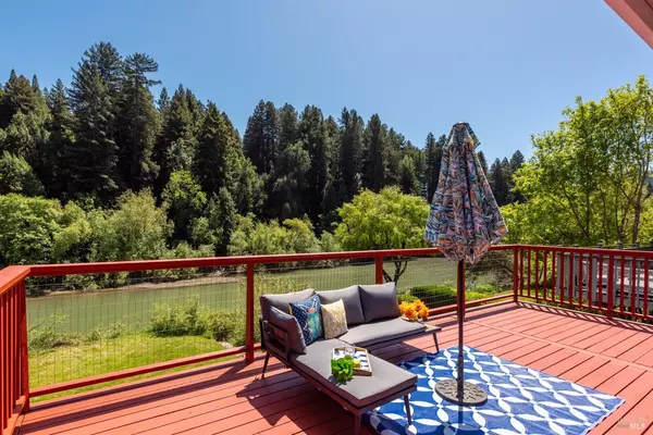 Guerneville, CA 95446,15627 Riverside DR