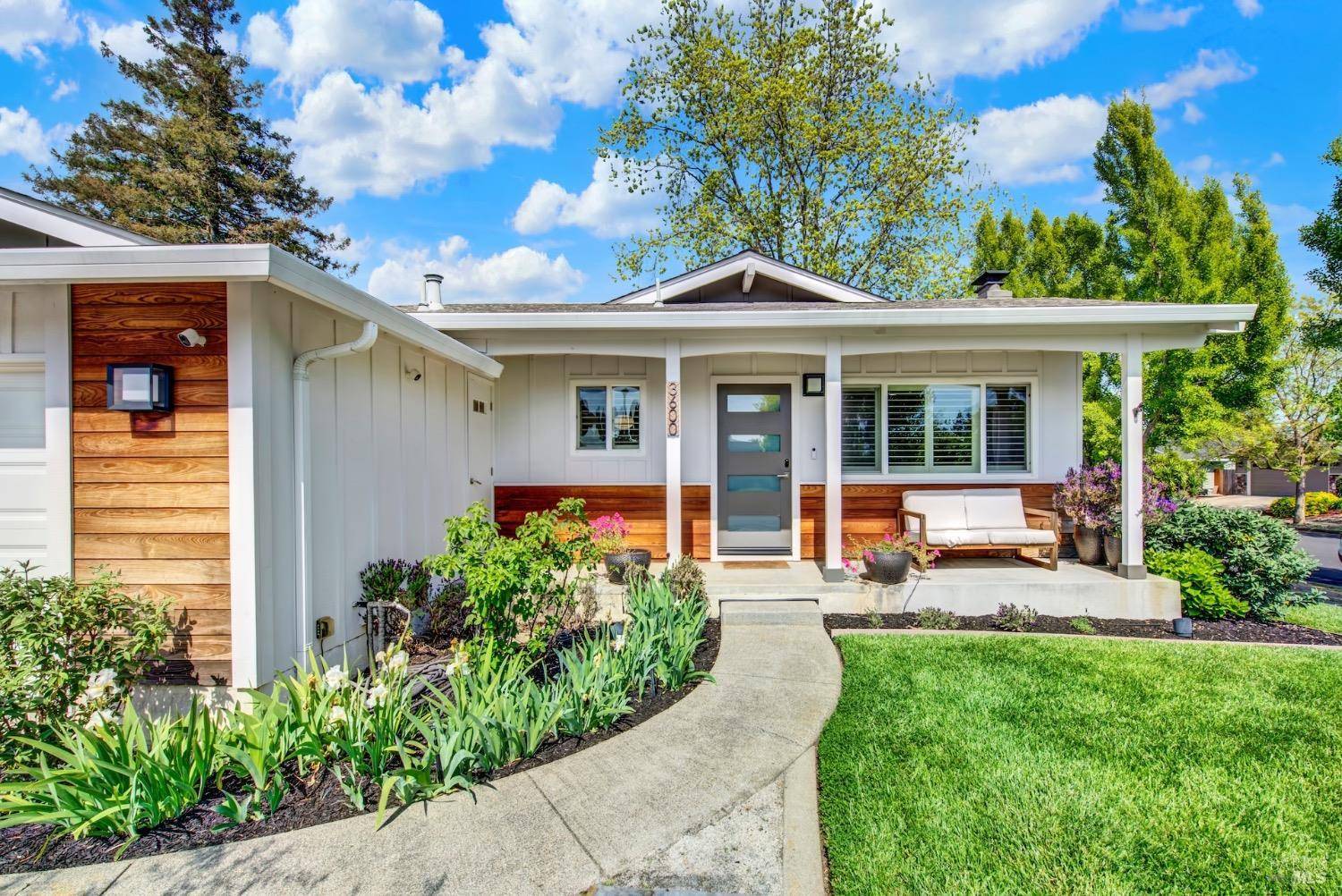 3600 Palo Verde ST, Napa, CA 94558