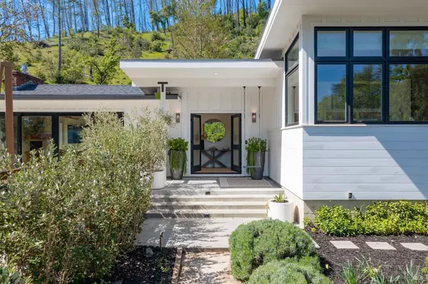 St. Helena, CA 94574,2225 Palmer DR