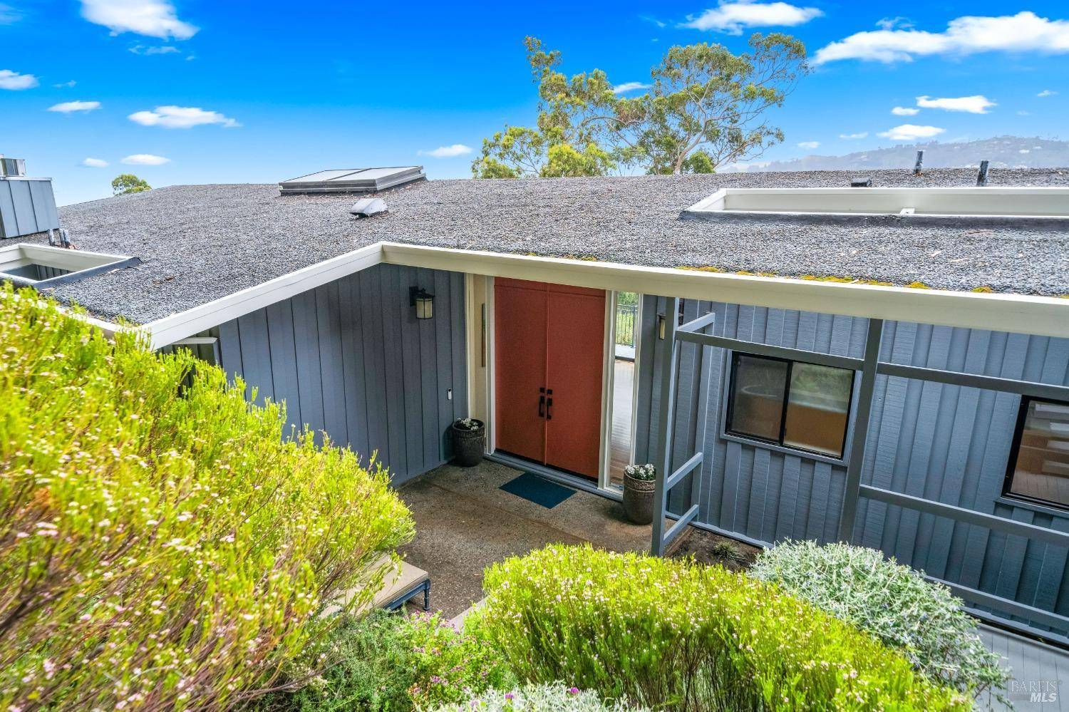 Belvedere, CA 94920,30 Eucalyptus RD