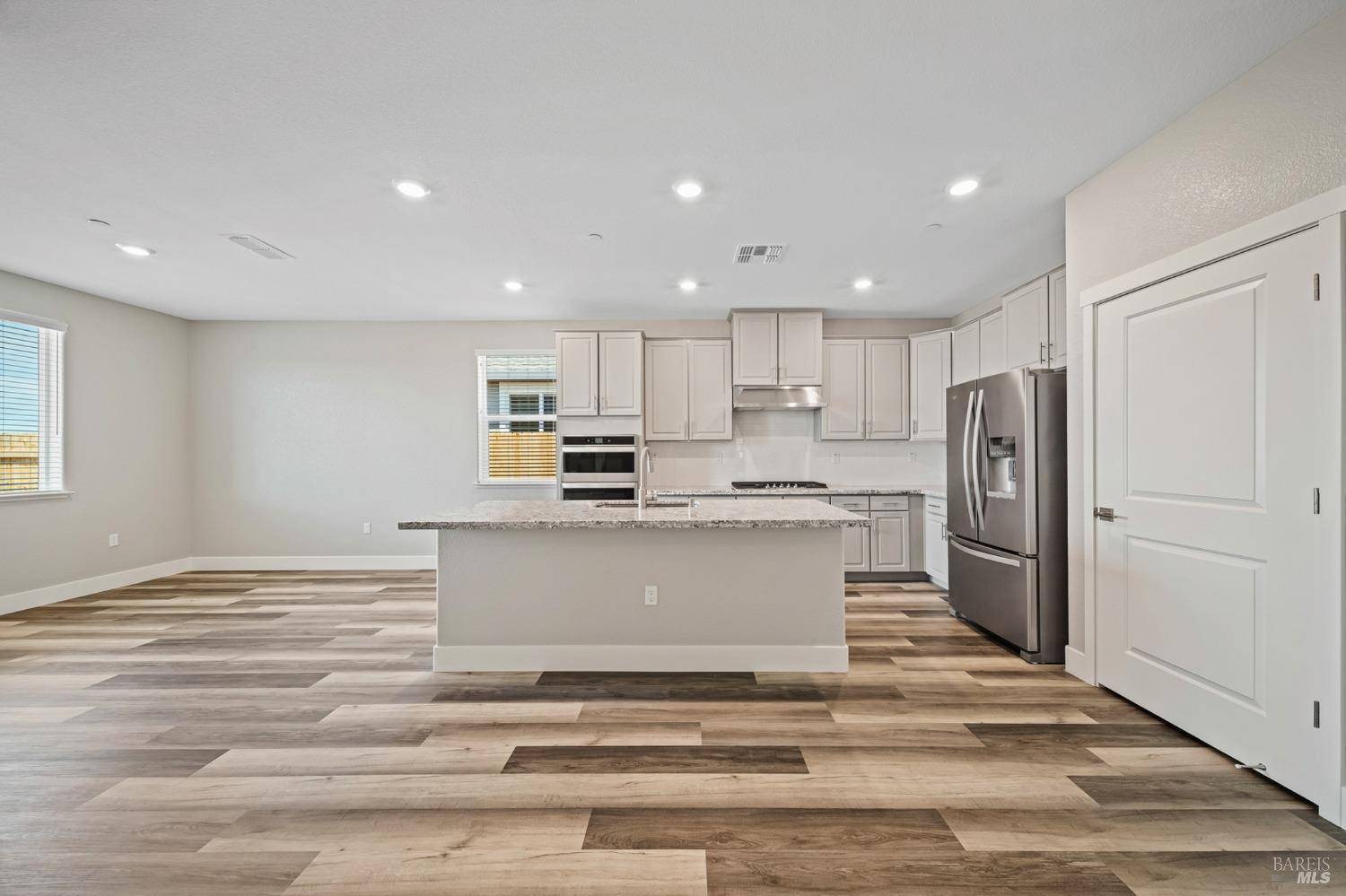 Rio Vista, CA 94571,2220 Rustic Oak LN