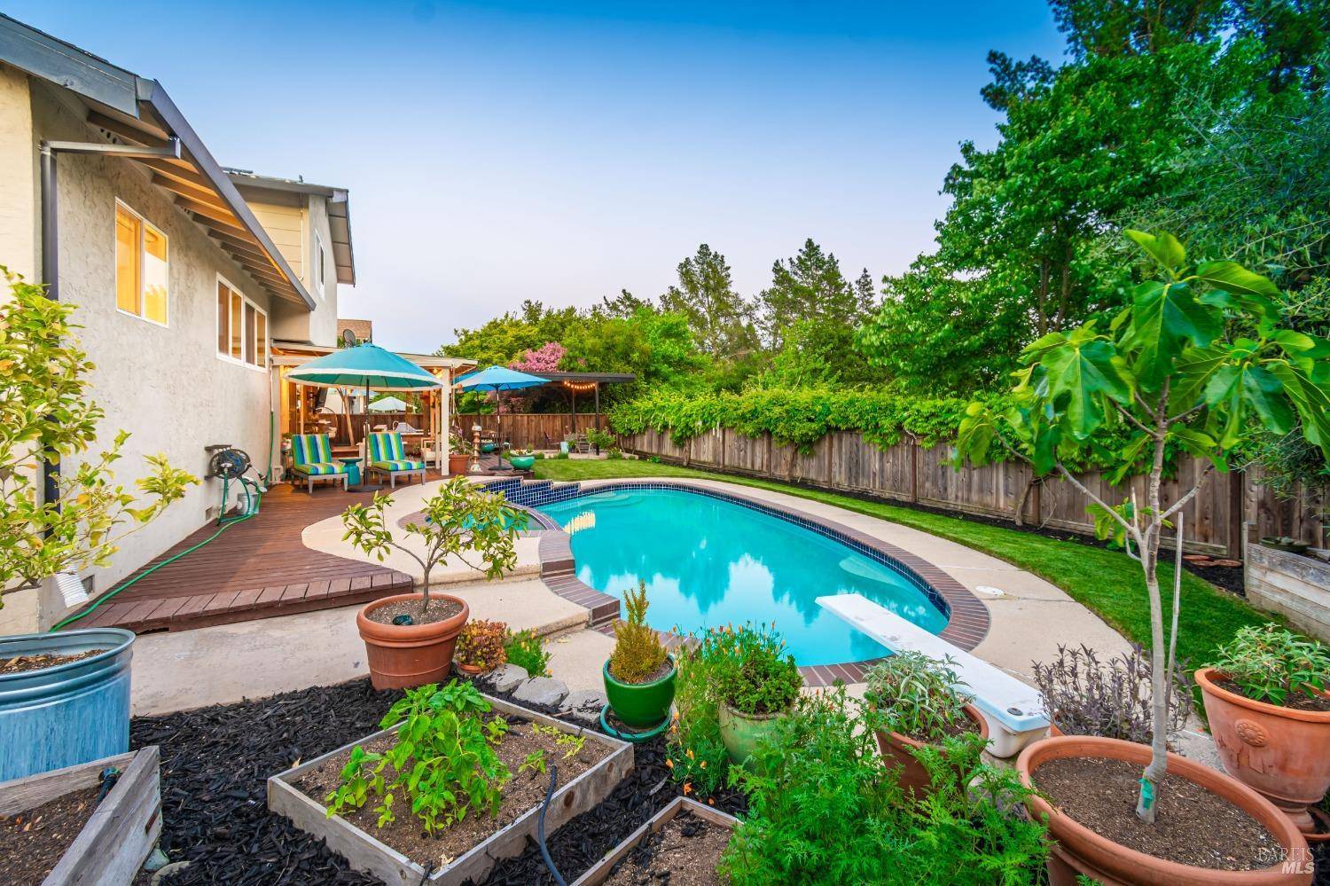 Napa, CA 94558,3355 Covey CT
