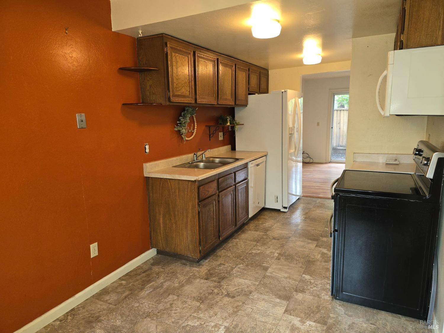 Santa Rosa, CA 95405,3050 Yulupa AVE