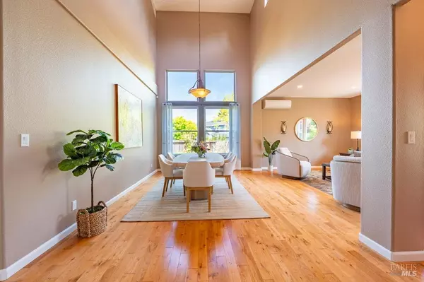 7580 Meadowlark DR, Sebastopol, CA 95472