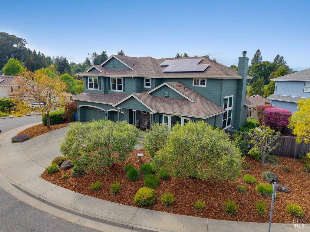 Sebastopol, CA 95472,7580 Meadowlark DR