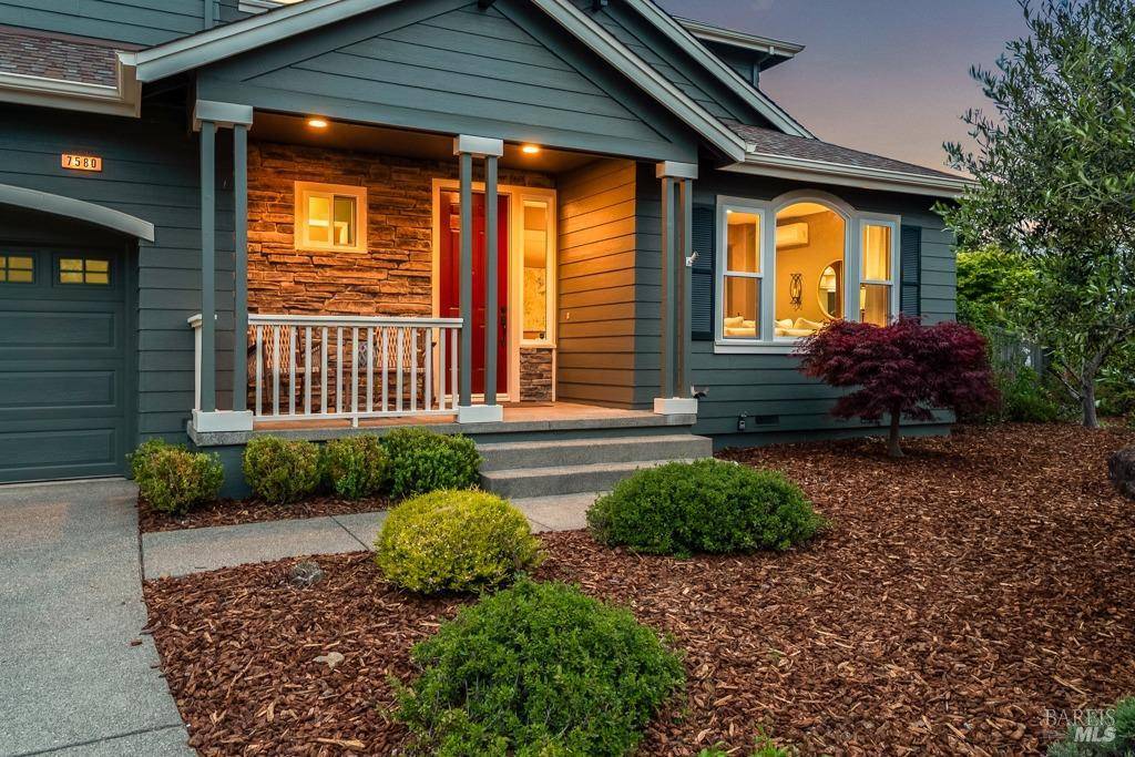 Sebastopol, CA 95472,7580 Meadowlark DR