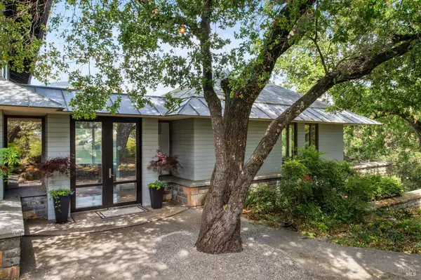 Napa, CA 94558,5768 Silverado TRL