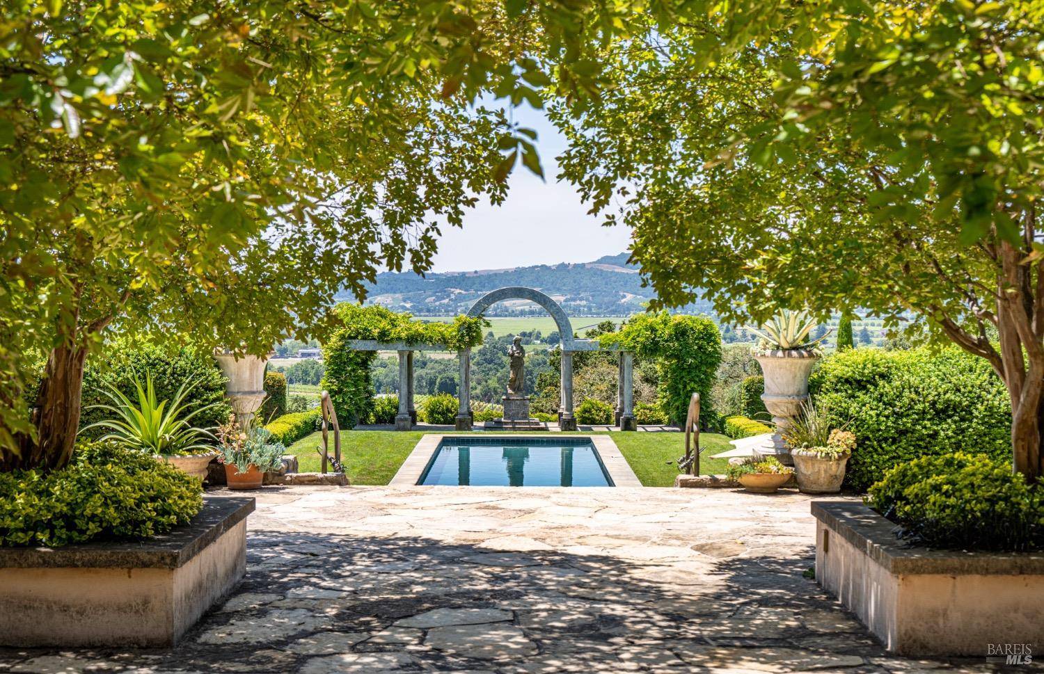 5000 Silverado TRL, Napa, CA 94558