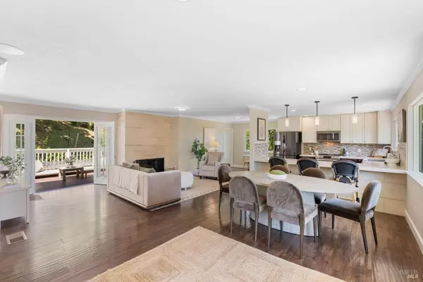 Sonoma, CA 95476,18970 Sweet William CT