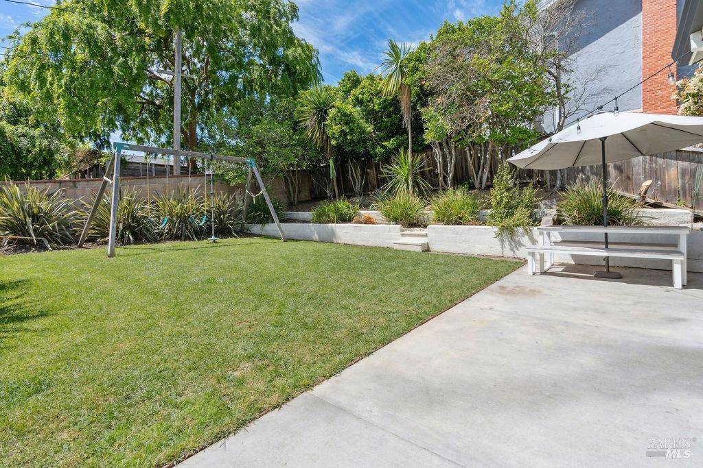 San Rafael, CA 94903,506 Cedar Hill DR