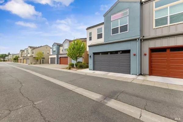 Santa Rosa, CA 95407,433 Blythewood PL