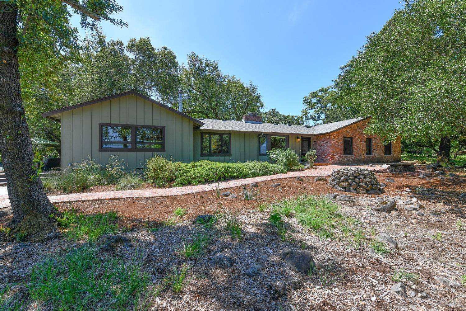 2120 Grove ST, Sonoma, CA 95476