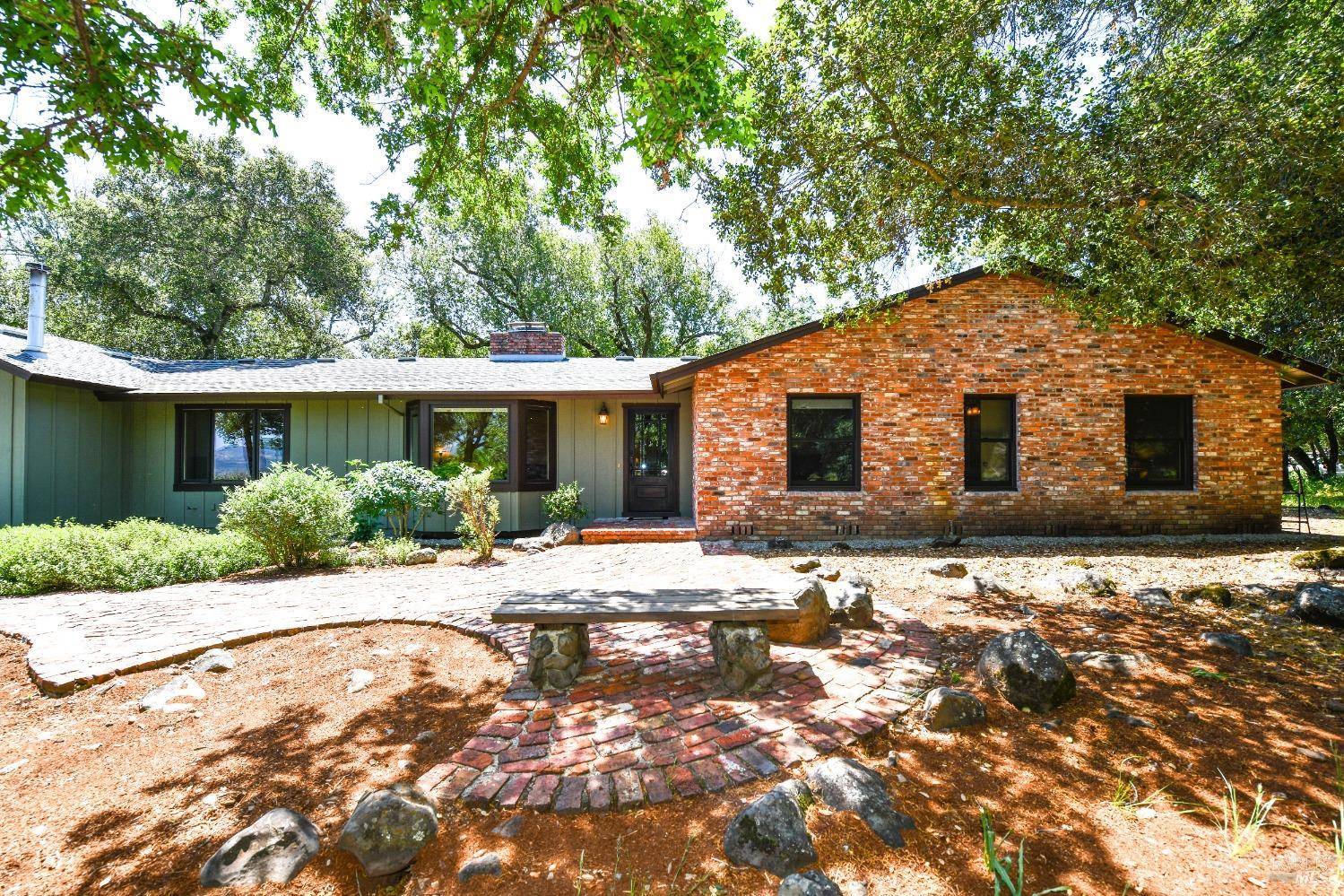 Sonoma, CA 95476,2120 Grove ST
