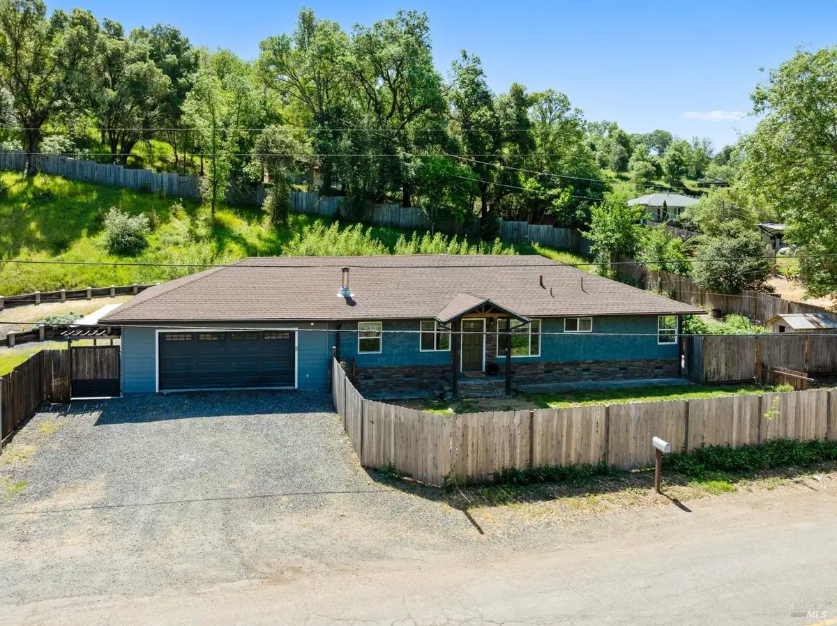 Redwood Valley, CA 95470,1901 Road B