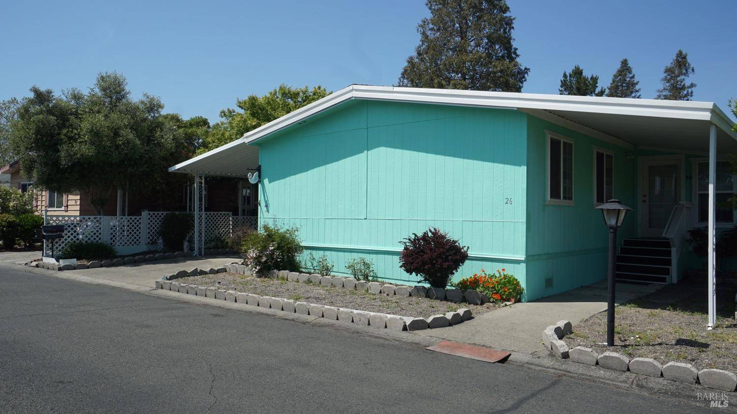 Santa Rosa, CA 95403,26 Chapala DR