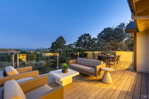 San Rafael, CA 94901,16 Marin Bay Park CT