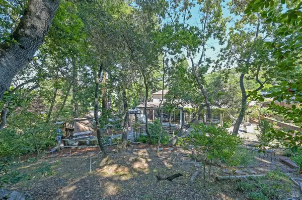 Novato, CA 94949,10 Pebble Beach DR