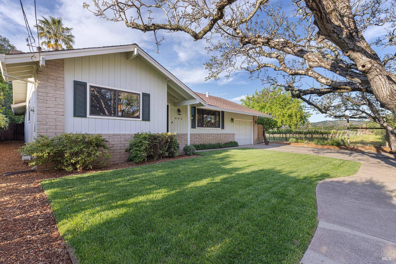 Sonoma, CA 95476,498 Lovall Valley RD