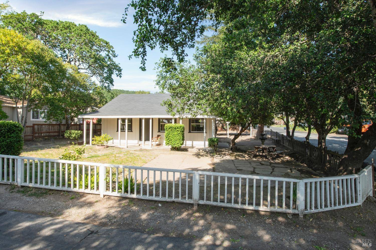 18259 5th AVE, Sonoma, CA 95476