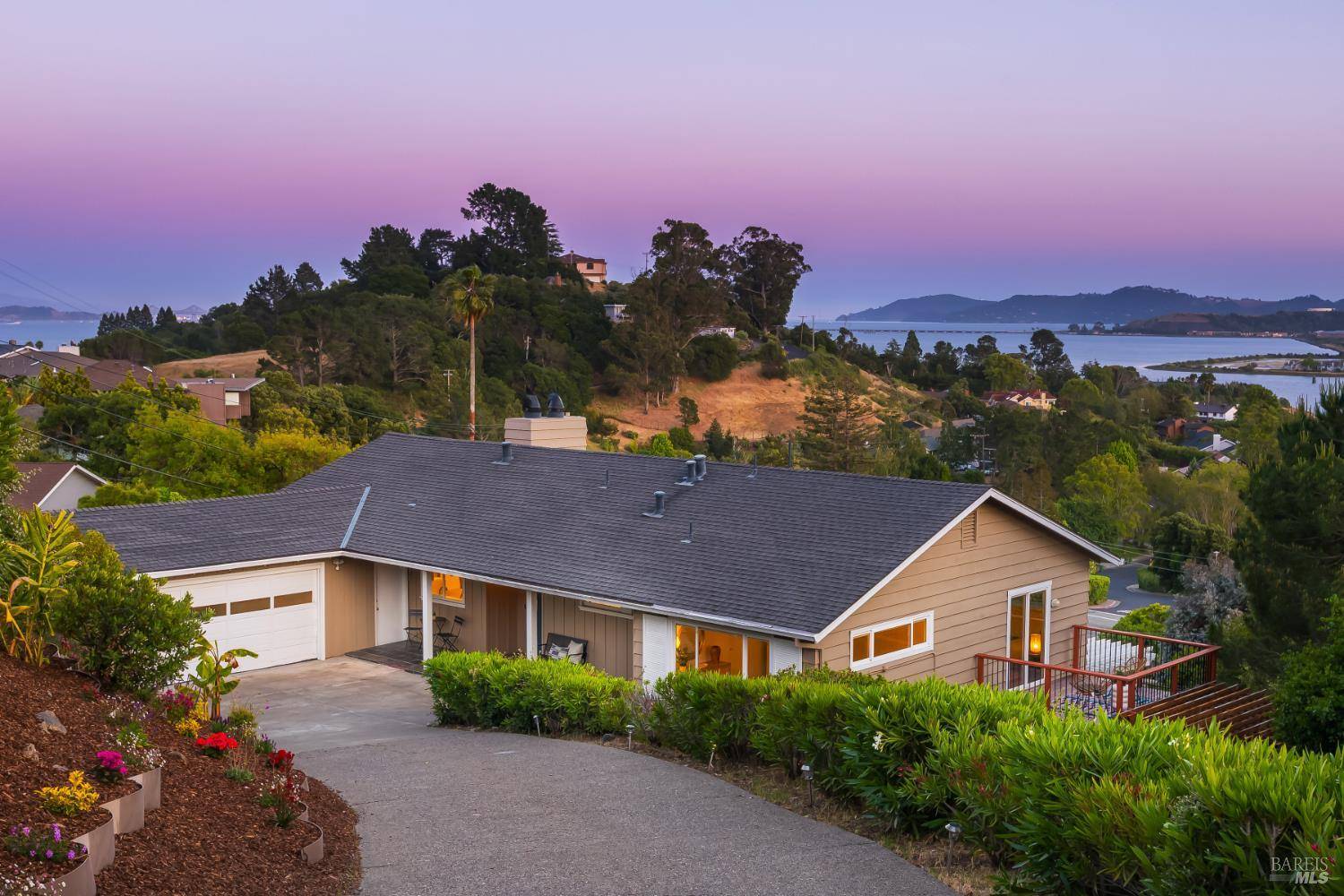 15 Junipero Serra AVE, San Rafael, CA 94901
