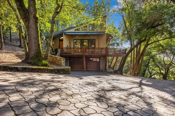 Santa Rosa, CA 95404,100 Zachary LN