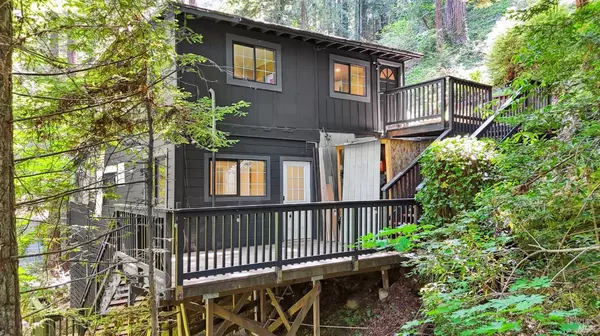 Monte Rio, CA 95462,21713 Starrett Hill DR