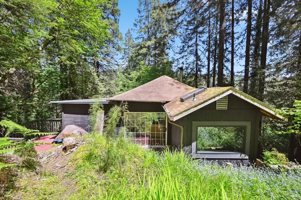 Monte Rio, CA 95462,21713 Starrett Hill DR