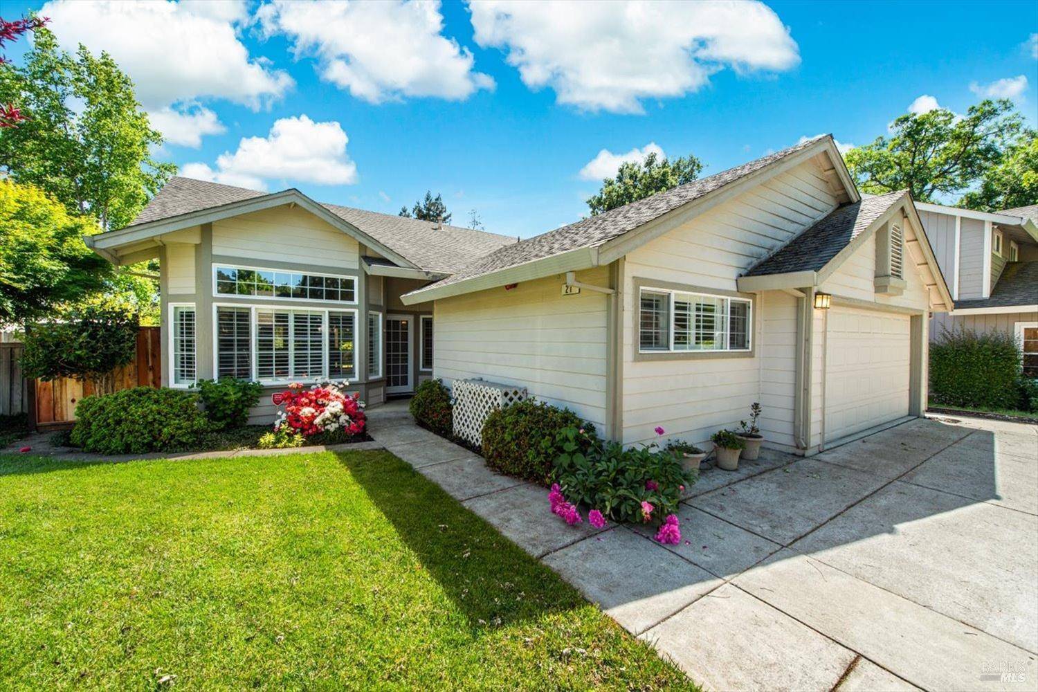 21 Autumn Creek CT, Napa, CA 94559