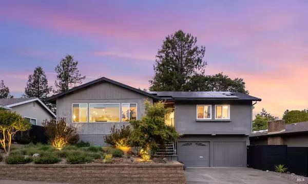 765 Cindy LN, Petaluma, CA 94952