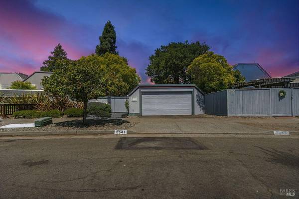 2541 Topaz DR, Novato, CA 94945